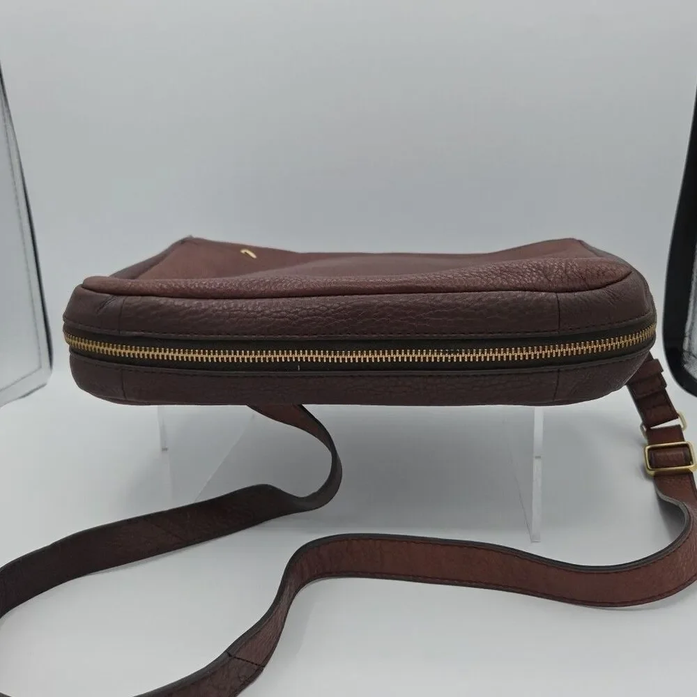 Fossil Preston Flap Crossbody Bag Burgundy Pebbled Leather Purse ZB5875